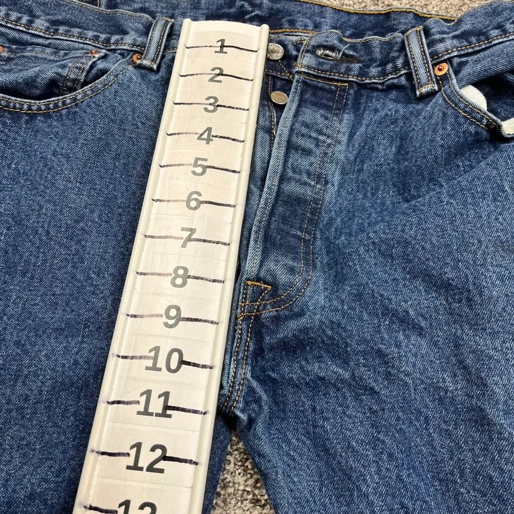 Levi Strauss 501 Jeans Mens 36X30 Button Fly Blue Denim Straight Leg